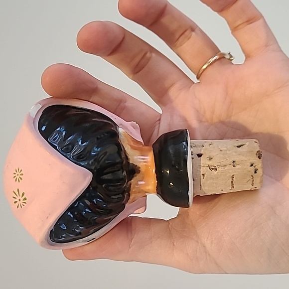 Vintage giftcraft wine stopper lady - Picture 3 of 5